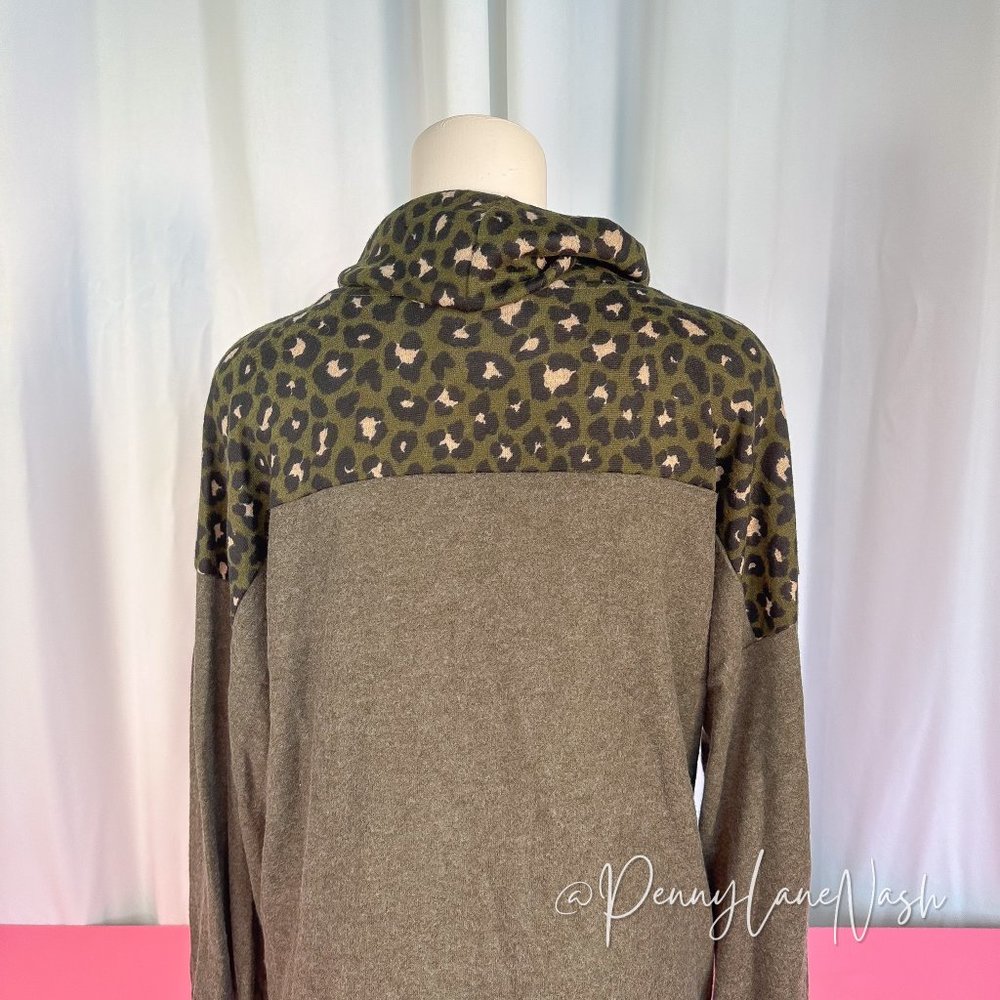 Magic Fit Cowl Neck Leopard Print Sweater - Picture 6 of 8